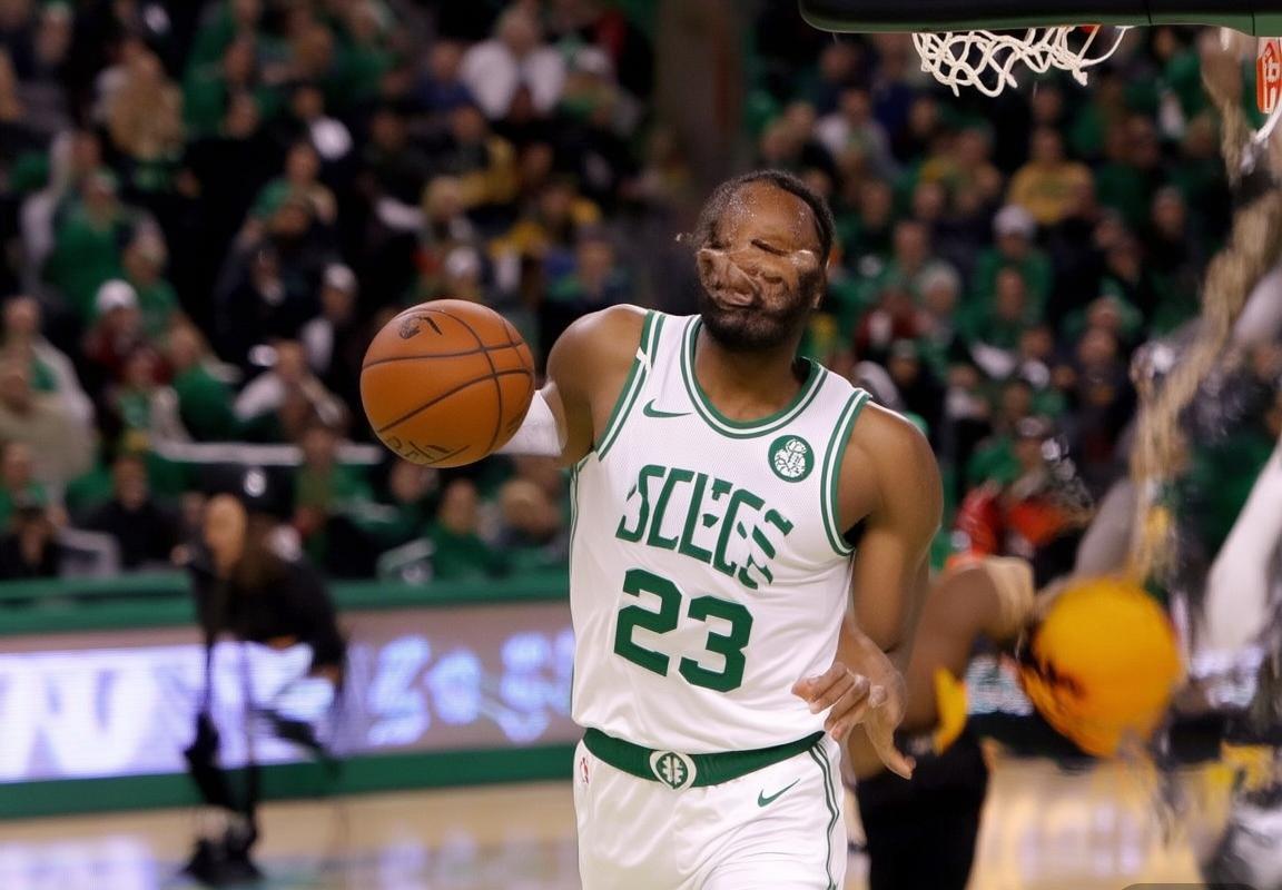 凯尔特人逆转取胜步行者，布朗31分对飙西亚卡姆25分